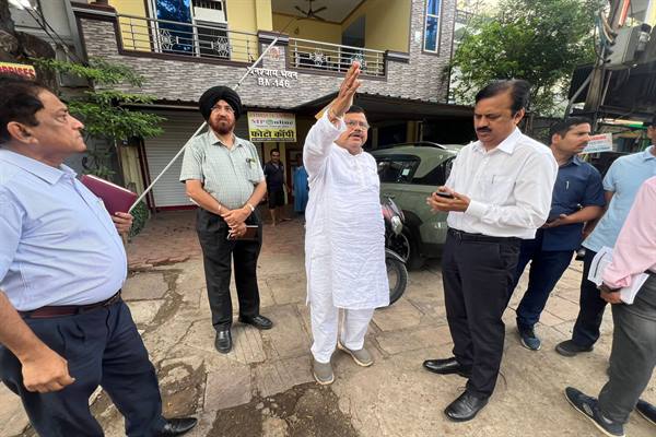 ऊर्जा मंत्री ने भोपाल में किया विद्युत उप केन्द्रों का औचक निरीक्षण उपयंत्री की वेतन वृद्धि रोकी