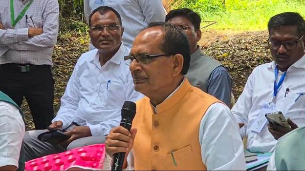 केंद्रीय कृषि मंत्री शिवराज सिंह चौहान ने किसानों से प्राकृतिक खेती करने का आह्वान किया