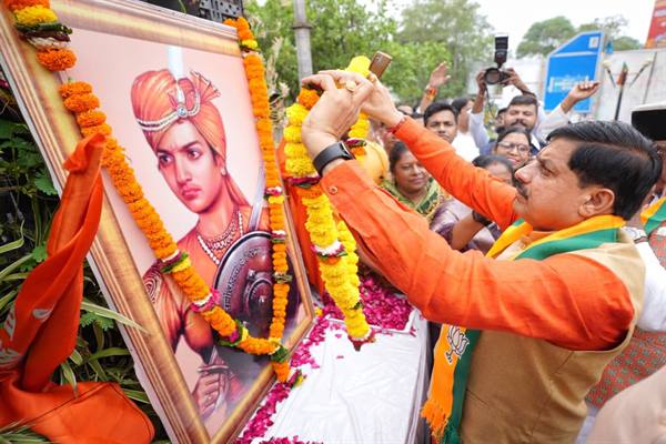 मुख्यमंत्री डॉ. यादव ने वीरांगना रानी अवंती बाई की जयंती पर दी श्रद्धांजलि