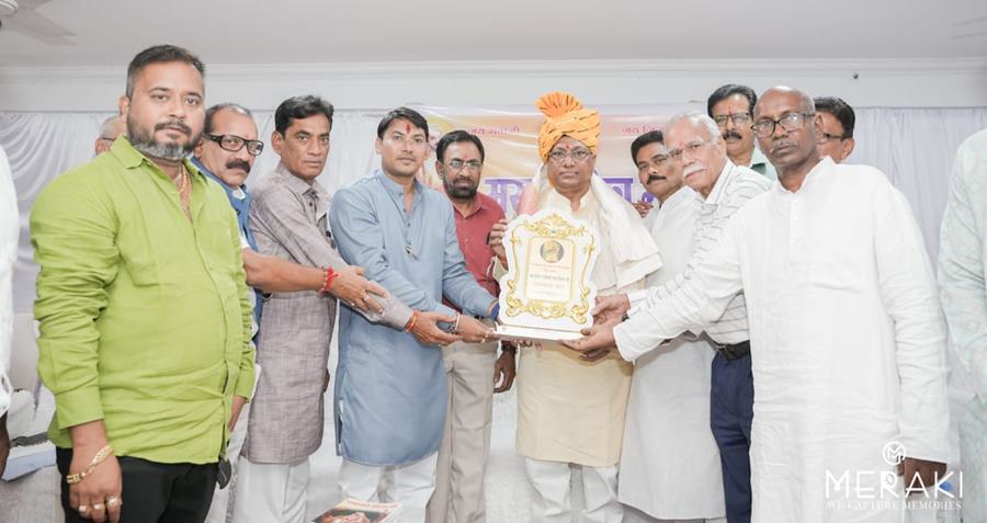  रायपुर मराठा समाज के नवीन कार्यकारि&zwj;णी ने ग्रहण किया पदभार... हुआ सम्मान