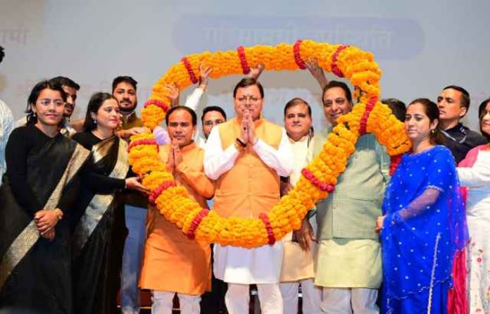 मुख्यमंत्री धामी ने 196 करोड़ की योजनाओं को दी मंजूरी, विकास कार्यों को मिलेगी गति