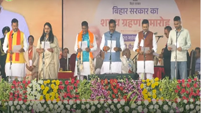नीतीश कुमार 10वीं बार बने मुख्यमंत्री.... सम्राट चौधरी समेत 26 मंत्रियों ने ली शपथ