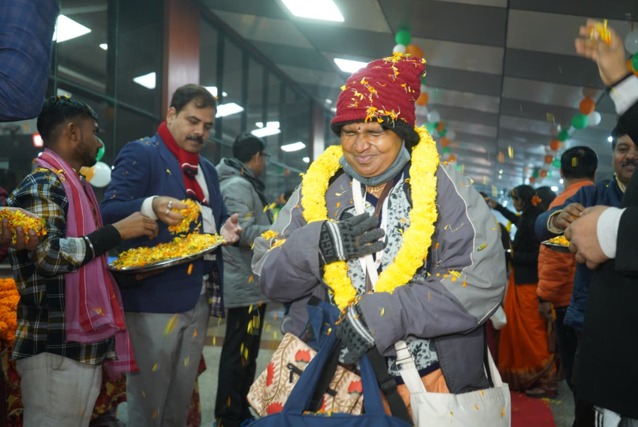 काशी तमिल संगमम् 4.0 का 13वां दिन.... तमिलनाडु से आया सातवां दल, डमरू वादन के बीच हुआ स्वागत