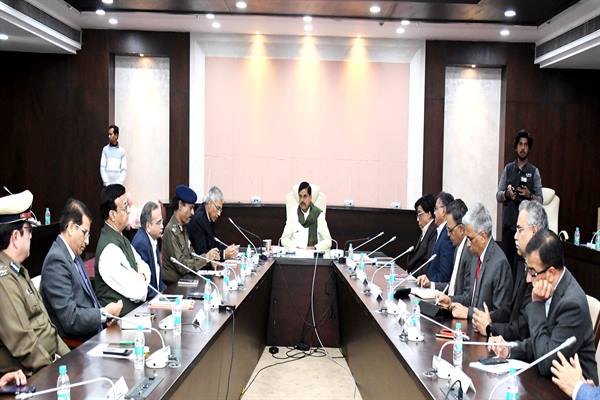 योजनाओें का क्रियान्वयन सुनिश्चित कर जबावदेहिता करना होगा तय : मुख्यमंत्री डॉ. यादव