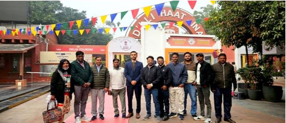 मध्यप्रदेश के कारीगरों की दिल्ली हाट में सहभागिता प्रधानमंत्री विश्वकर्मा योजना अंतर्गत प्रदर्शनी का आयोजन