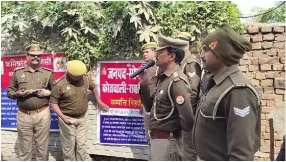 कफ सिरप कांड : वाराणसी में SIT का शिकंजा, भोला प्रसाद की करोड़ों की संपत्ति जब्त