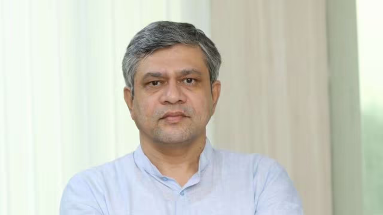 गरीब व मध्यम वर्ग को एक अच्छी सवारी देने की भारतीय रेलवे की हर सम्भव कोशिश: रेल मंत्री