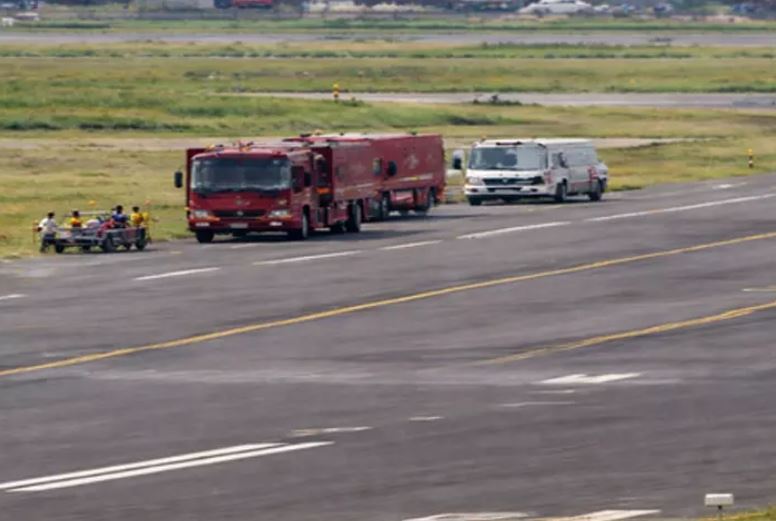 फाइटर जेट की हार्ड लैंडिंग...एयरपोर्ट रनवे की हुई मरम्मत, हवाई अड्डे पर विमान परिचालन फिर से शुरू