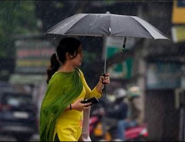 मई में फरवरी जैसा मौसम: काशी में ठंडी हवाओं का असर, पारा 33.8 डिग्री पर ठहरा