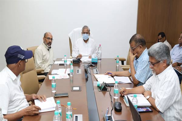 किसानों को रबी सीजन के लिये बिजली की पर्याप्त उपलब्धता सुनिश्चित करें : ऊर्जा मंत्री  तोमर