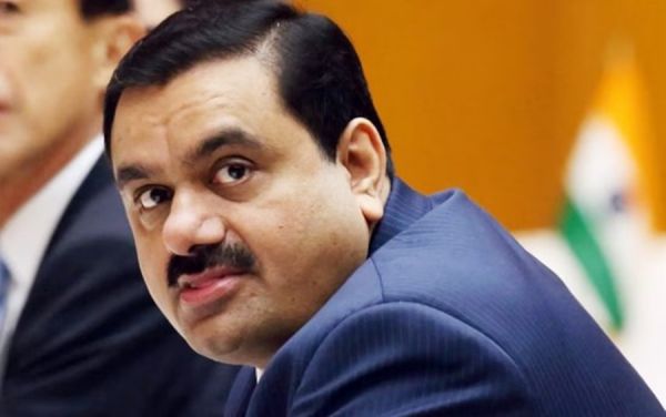 अर्श से फर्श पर पहुंचे गौतम अडानी... तीसरे पायदान से अब 33 वें में गिनती... शेयर में 85 फीसदी की गिरावट