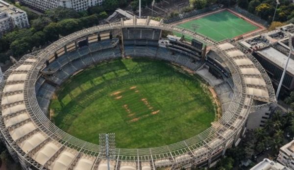 वानखेड़े स्टेडियम में स्थापित होगी इस दिग्गज क्रिकेटर की आदमकद प्रतिमा... 50 वें जन्मदिन पर एमसीए देगा तोहफा