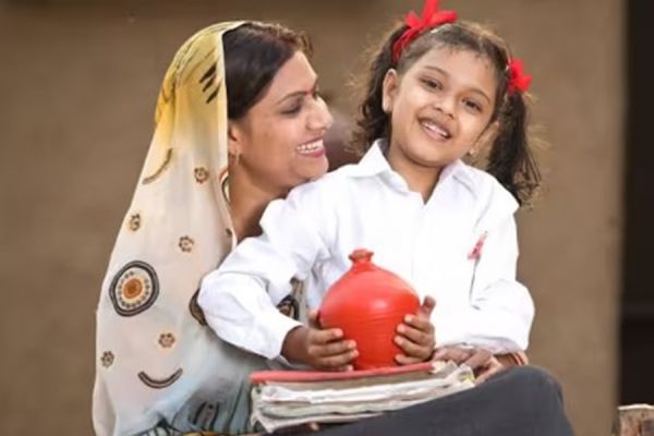 BIG NEWS : मुख्यमंत्री ने अपनी घोषणा पर शुरु किया अमल... अब हर माह इन महिलाओं को मिलेगा एक हजार रुपया