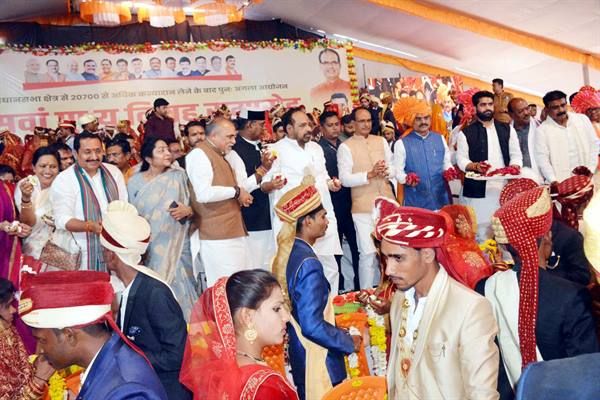 मुख्यमंत्री बाल आशीर्वाद योजना में अब अन्य अनाथ बच्चों को भी मिलेगी पेंशन