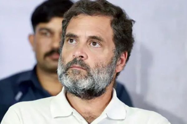 BIG NEWS : राहुल ने पुलिस से कहा... वे उपलब्ध कराएंगे जानकारी, विरोध में उतरी कांग्रेस... नेताओं ने सरकार पर लगाए आरोप