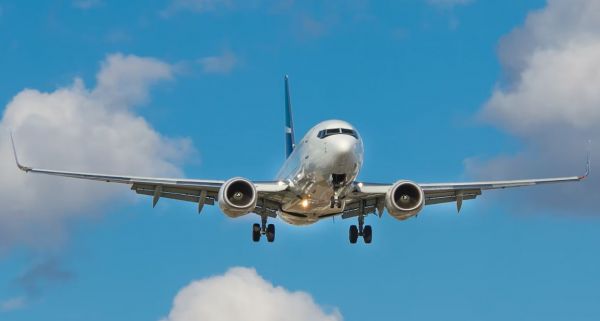  इंडिगो ने दिल्ली से धर्मशाला के लिए भरी उड़ान,  दो केंद्रीय मंत्रियों ने दिखाई हरी झंडी