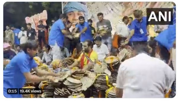 AMAZING NEWS : पाटन में अनोखा आयोजन... भजन कार्यक्रम में प्रवेश के लिए... टिकट की जगह रखी गई यह शर्त