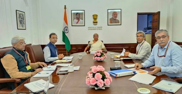 अगले सप्ताह तक शुरू होगी जीएसटी रिटर्न की जांच की स्वचालित प्रक्रिया, केन्द्रीय वित्त मंत्री ने दिए निर्देश