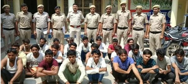 यहां चल  रही थी साइबर ठगी की आनलाइन कोचिंग, एक लाख रुपये की फीस में सिखा रहे थे ठगी के पैतरे... पुलिस ने धर दबोचा