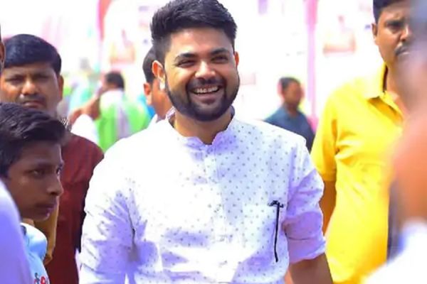 केंद्रीय मंत्री के भतीजे की अचानक मौत... बिस्तर पर उल्टा पड़ा मिला शव... स्पष्ट नहीं हुई मौत की वजह 