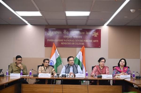 हर घर तिरंगाः संस्कृति मंत्रालय की पहल..... तिरंगे के साथ सेल्फी यहां करे अपलोड