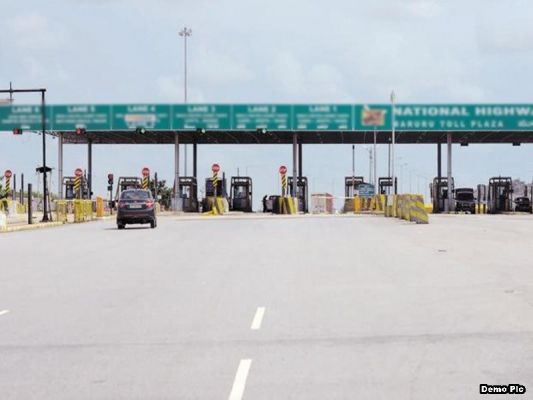 टोल प्लाजा पर नहीं चलेगी वाहन सवारों की मनमानी, स्टाफ पर भी लगेगा अंकुश