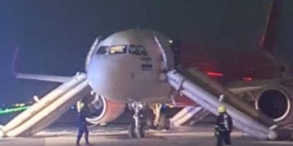 एयर इंडिया विमान के इंजन में आग.. करानी पड़ी इमरजेंसी लैंडिंग