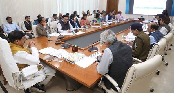 जन कल्याण और कानून व्यवस्था की स्थिति आदर्श रहे, कलेक्टर, एसपी होंगे जिम्मेदार : मुख्यमंत्री