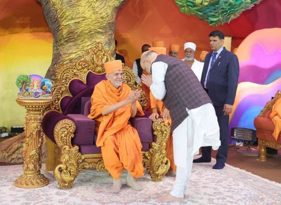 केन्द्रीय गृह एवं सहकारिता मंत्री अमित शाह अहमदाबाद में स्वामीनारायण संस्था के "कार्यकर सुवर्ण महोत्सव" को संबोधित किया