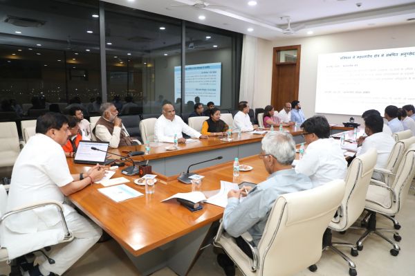 भोपाल, इंदौर मेट्रोपॉलिटन एरिया से जुड़ी सभी आवश्यक कार्यवाही समय-सीमा में हो पूरी: मुख्यमंत्री डॉ.यादव