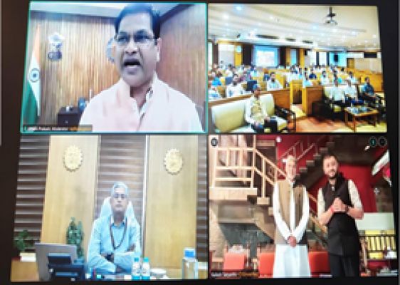 नोबल पुरस्कार विजेता कैलाश सत्यार्थी ने कर्मचारी भविष्य निधि संगठन की करुणामय शासन पर आरजीडीआई श्रृंखला पर मुख्य भाषण दिया