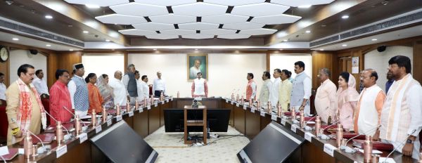 नक्सल प्रभावित जिले बालाघाट, मण्डला एवं डिण्डोरी के लिए विशेष सहयोगी दस्ते के 850 पद स्वीकृत