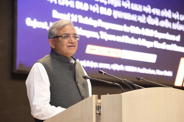 निर्वाचन आयोग की सूची से हटाए जा रहे 345 पंजीकृत गैर मान्यता प्राप्त राजनीतिक दल