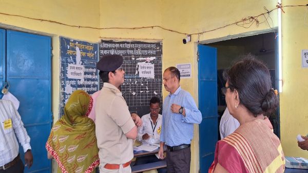 Mobile Voting : देश में पहली बार मोबाइल से हुई वोटिंग, बिहार बना ई-वोटिंग शुरू करने वाला पहला राज्य