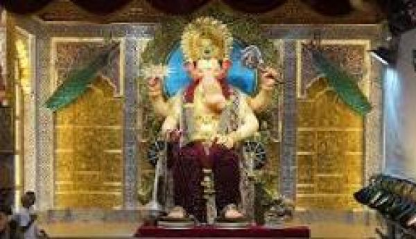 महाराष्ट्र में गणेशोत्सव को मिला राज्योत्सव का दर्जा,फडणवीस सरकार का बड़ा फैसला