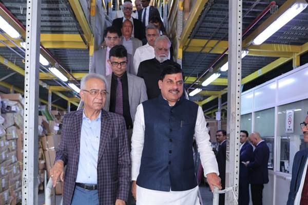 वैश्विक टेक्सटाइल हब के रूप में मध्यप्रदेश को स्थापित करने की दिशा में अहम पहल मुख्यमंत्री डॉ. यादव का टेक्समास (TEXMAS) मुख्यालय दौरा