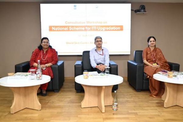 एमएसडीई ने ओडिशा में राष्ट्रीय आईटीआई उन्नयन स्कीम को आगे बढ़ाने के लिए परामर्श कार्यशाला का आयोजन किया