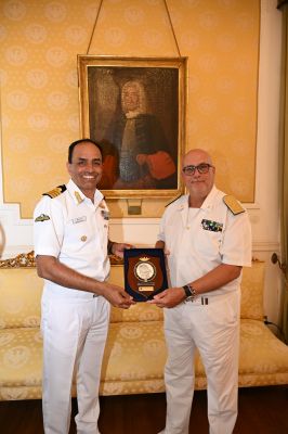 आईएनएस तमाल ने इटली में नेपल्स बंदरगाह की यात्रा पूरी की