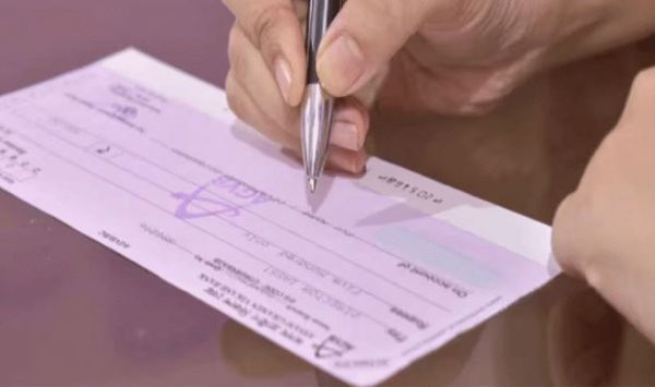 चेक क्लियरेंस में क्रांति: अब उसी दिन खाते में आएंगे पैसे