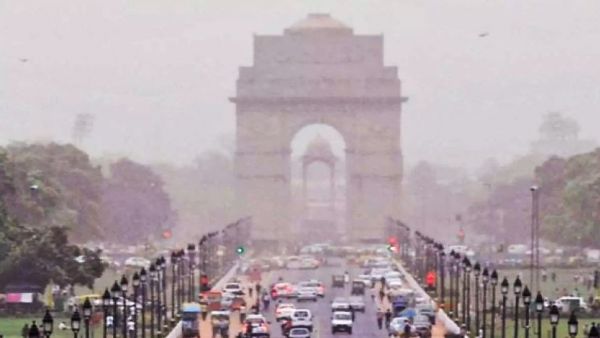 दिल्ली में प्रदूषण पर सख्ती: बिना PUC अब नहीं मिलेगा पेट्रोल-डीजल, ये वाहन रहेंगे बैन