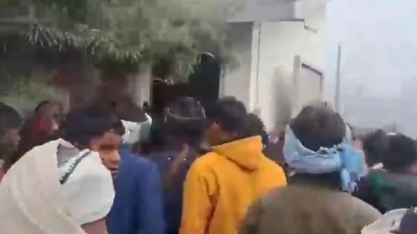 बदायूं की मेंथा फैक्ट्री के केबिन में मिले 3 सुरक्षाकर्मियों के शव, छानबीन में जुटी पुलिस