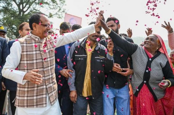 शिक्षा से संस्कार, संस्कार से समाज&mdash;विदिशा प्रवास में शिवराज का संकल्प भविष्य निर्माण का&hellip;