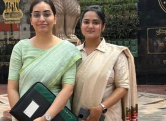 बहू-बेटी ने रचा इतिहास: एक ही परिवार से निकली दो अफसर, जौनपुर का बढ़ाया मान