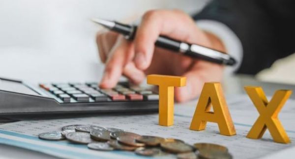 आज से नया टैक्स कानून लागू: HRA से लेकर ITR तक बदले 10 बड़े नियम
