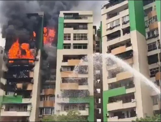 आग लगी तो कैसे बुझेगी? NCR की ऊंची इमारतों ने खड़े किए खौफनाक सवाल