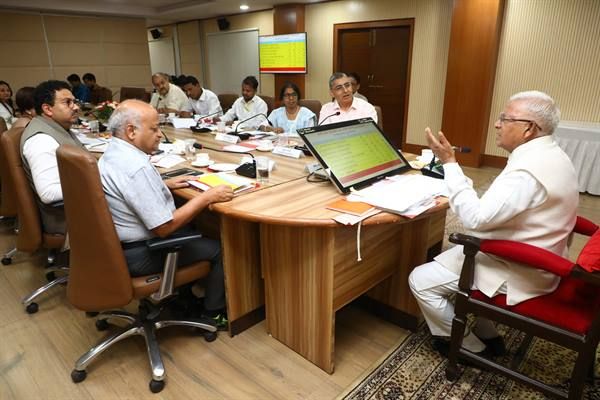 गुणवत्ता की निगरानी के मानक मापदंड किए जाए निर्धारित : राज्यपाल