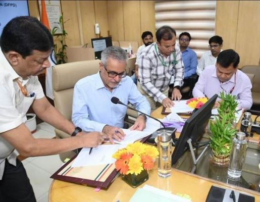 खाद्य एवं सार्वजनिक वितरण विभाग और एफसीआई ने खाद्यान्न प्रबंधन में दक्षता, प्रौद्योगिकी और जवाबदेही को मजबूत करने के लिए वित्त वर्ष 2026-27 के लिए समझौता ज्ञापन पर हस्ताक्षर किए