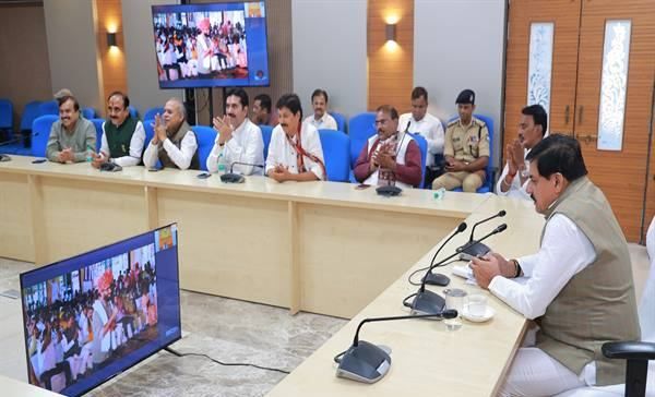 किसानों की समृद्धि सुनिश्चित करने के लिए राज्य सरकार प्रतिबद्ध : मुख्यमंत्री डॉ. यादव