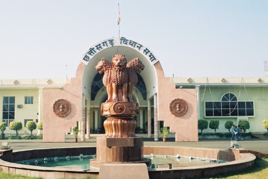 BIG NEWS : हड़ताली कर्मचारियों के नियमितीकरण का मुद्दा गरमाया... स्थगन प्रस्ताव पर चर्चा खारिज... सदन में विपक्ष का हंगामा