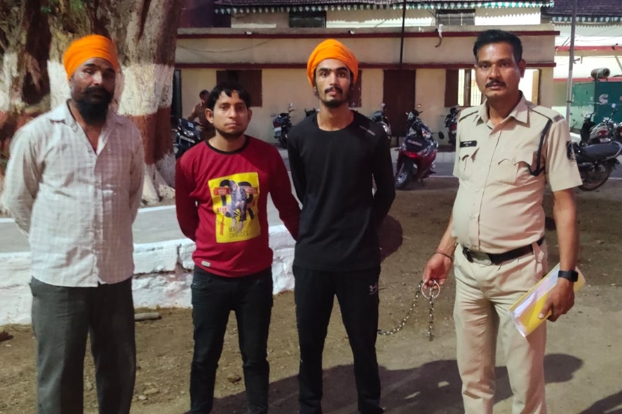 पहले की रेकी फिर सूने मकान में किया हाथ साफ, पिता-पुत्र सहित तीन पहुंचे सलाखों के पीछे